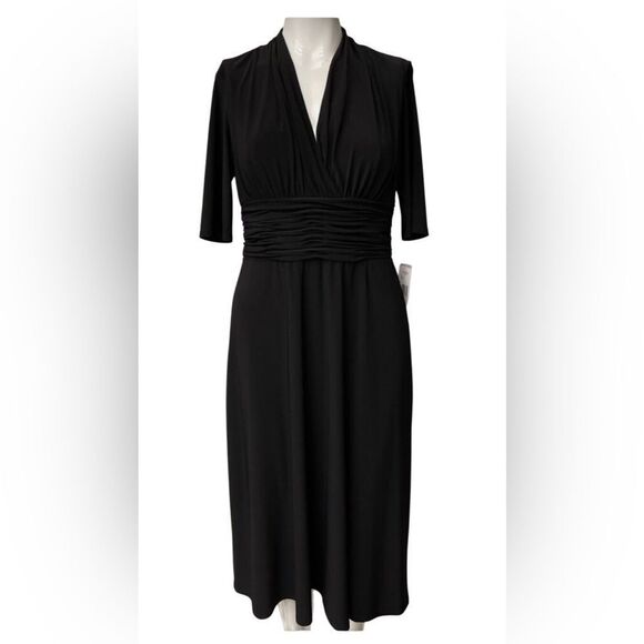 Evan Picone Surplice Neckline Ruched Waist Dress Size 14. - Picture 1 of 10
